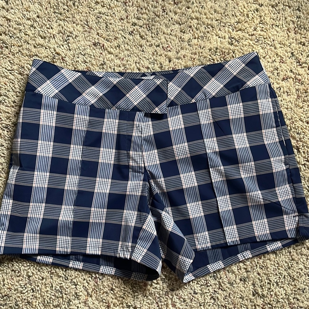 Women’s golf shorts